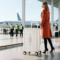 Große Harte Koffer mit 8 Spinner-Rollen