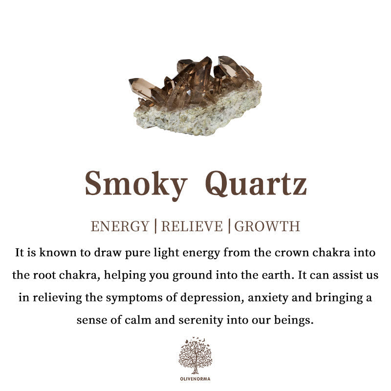 Rauchquarz Kristall auf weißem Hintergrund, Energie, Linderung, Wachstum, spirituelle Heilung.