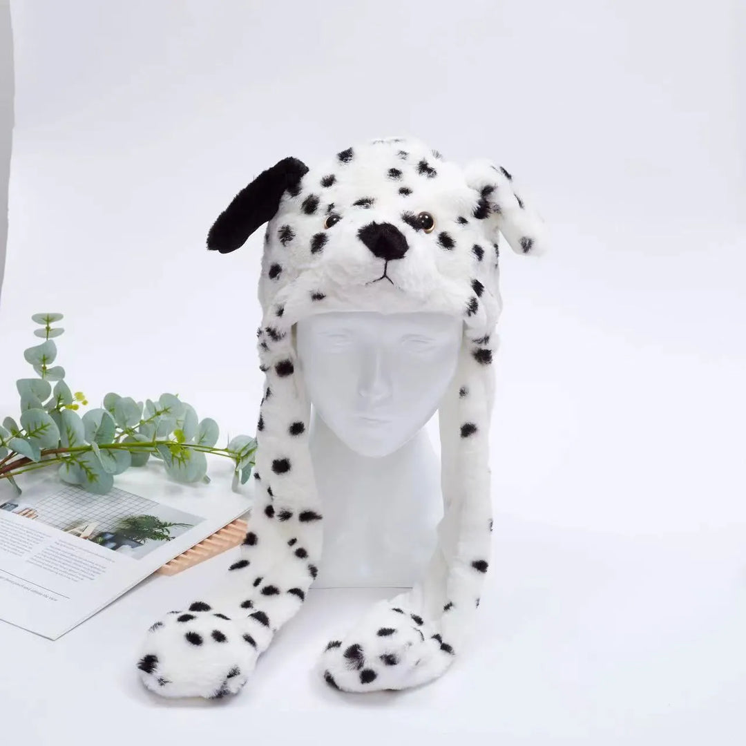 Dalmatiner-Mütze aus Plüsch, weiß mit schwarzen Punkten, Wintermode, Accessoire für Kinder.