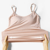 Beige Damen Unterhemd, dehnbar, verstellbare Träger, weiches Material, bequemes Top.