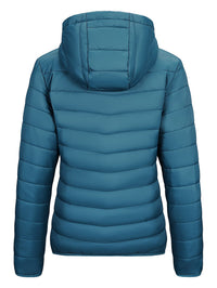 Blaue Daunenjacke mit Kapuze, gesteppte Winterjacke, warm, modisch, Outdoor-Bekleidung.