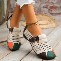 Damen-Loafer, beige, Leder, Lochmuster, bunte Zehenkappe, modisch, bequem, Freizeitmode.