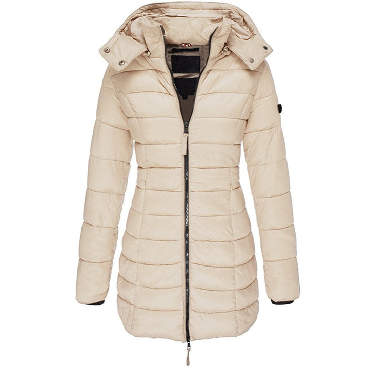 Beige Damen Winterjacke mit Kapuze, gesteppte Daunenoptik, warm, modisch, Outdoor-Bekleidung.