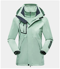 Damen Outdoorjacke, mintgrün, wasserdicht, mit Kapuze, Reißverschluss, winddicht, atmungsaktiv.