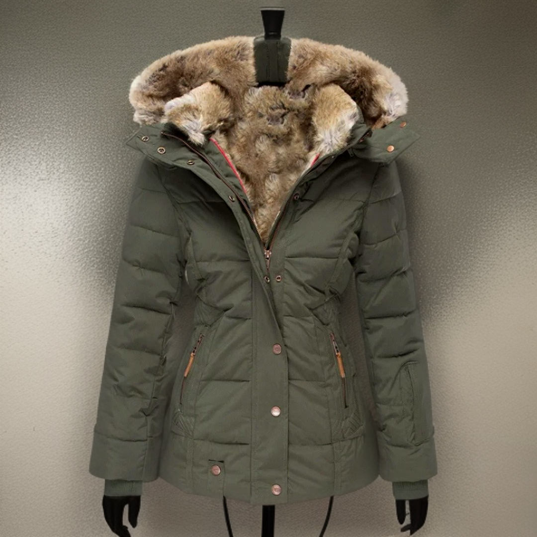 Damen Winterjacke mit Kapuze, olivgrün, Kunstfellfutter, warm, modisch, Outdoor-Bekleidung.