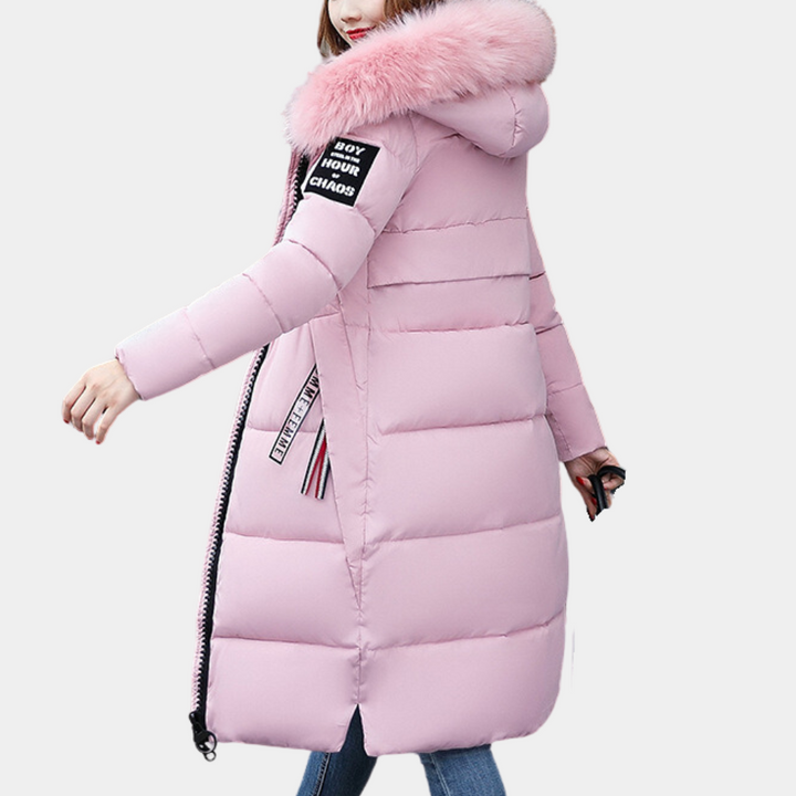 Damen Winterjacke rosa mit Kapuze und Kunstfell, gesteppt, modisch, warm, lang geschnitten.