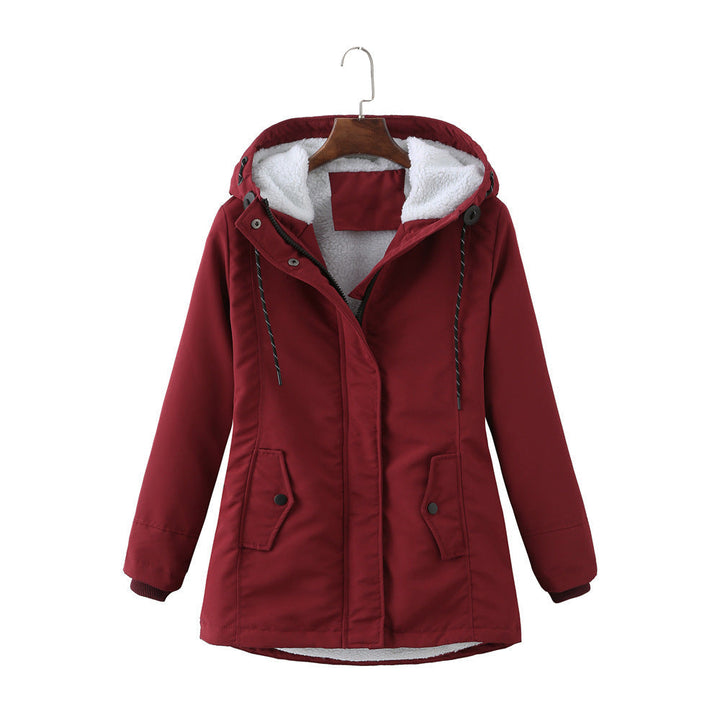 Damen Winterjacke rot mit Kapuze, warm gefüttert, modisch, Outdoor-Bekleidung.