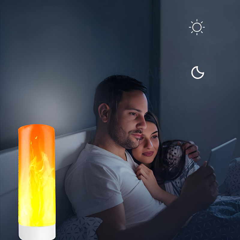Paar im Bett mit Tablet, orange LED-Lampe, Nachtlicht, gemütliche Beleuchtung, modernes Design.