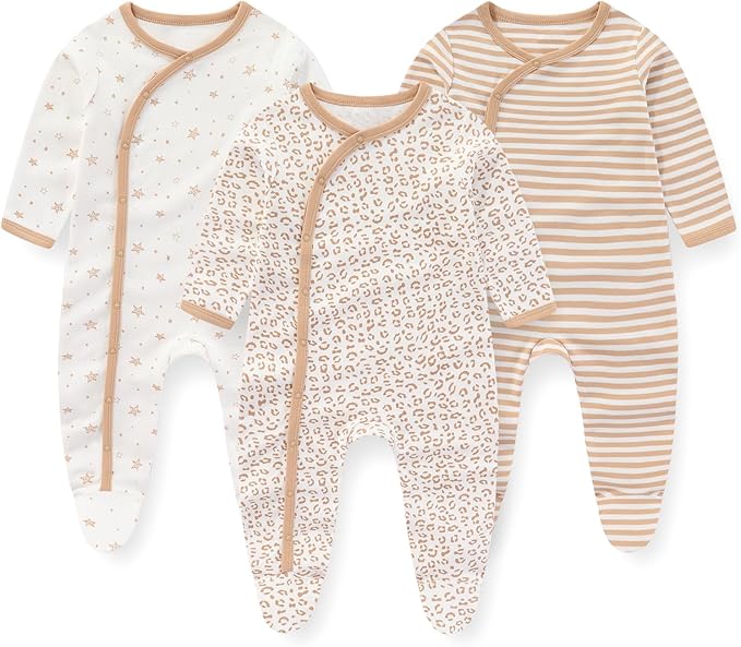 Drei Baby-Strampler, beige Muster, Baumwolle, langärmelig, für Neugeborene, bequem.