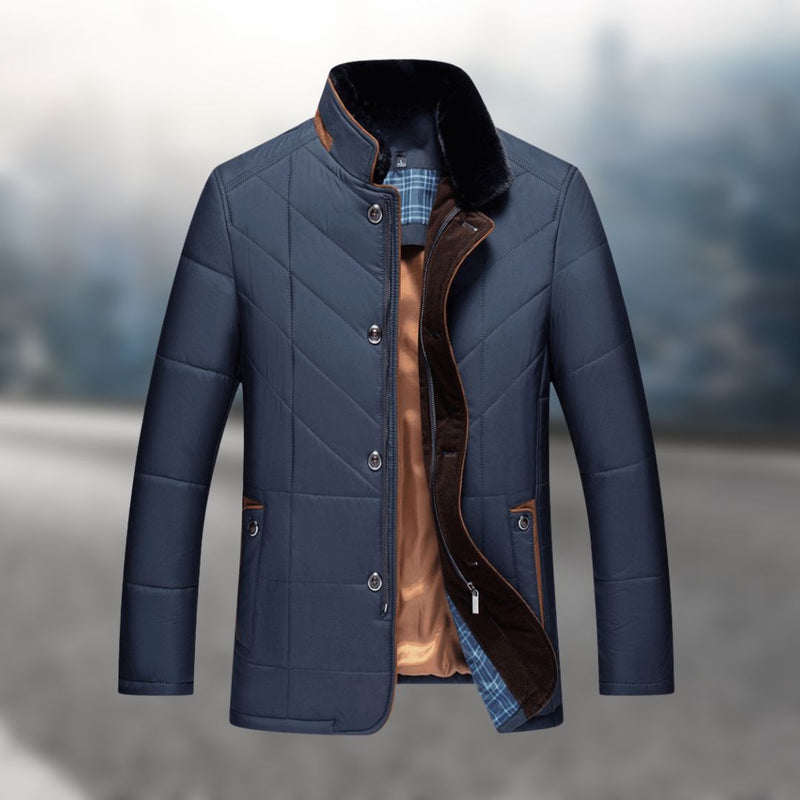 Dunkelblaue Herrenjacke, gesteppt, mit Stehkragen und Knopfleiste, ideal für Herbst und Winter.
