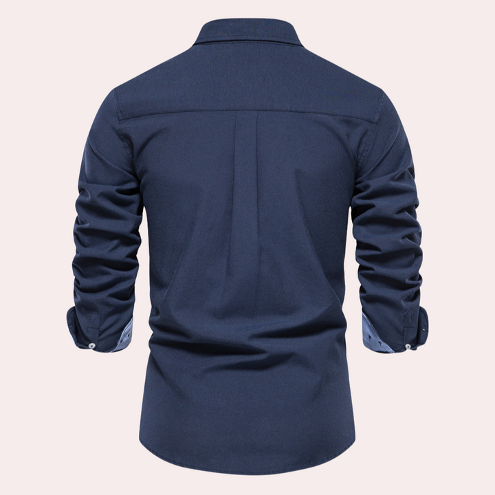 Dunkelblaues Herrenhemd, langärmelig, Baumwolle, Rückansicht, elegantes Design.