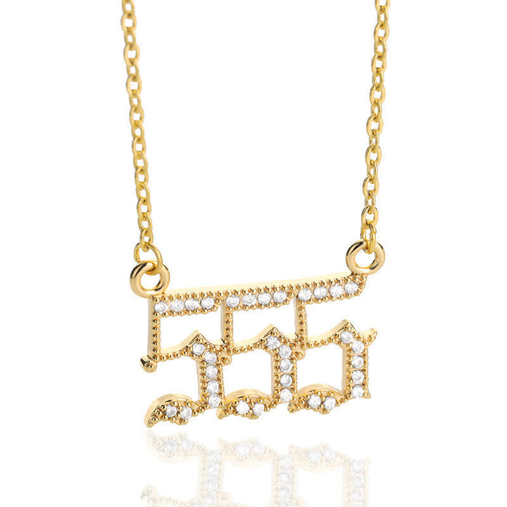 Goldene Halskette mit funkelndem Anhänger, Zirkonia, modisch, elegant, Schmuck für Damen.