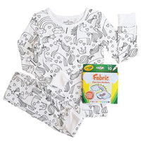 Kinder-Pyjama-Set mit Einhorn-Motiv, weiß, inklusive Crayola-Stoffstifte, zum Ausmalen.