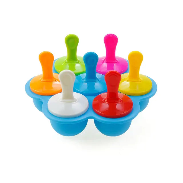 Bunte Eisformen aus Kunststoff, 7-teilig, mit Griffen, ideal für selbstgemachtes Eis am Stiel.