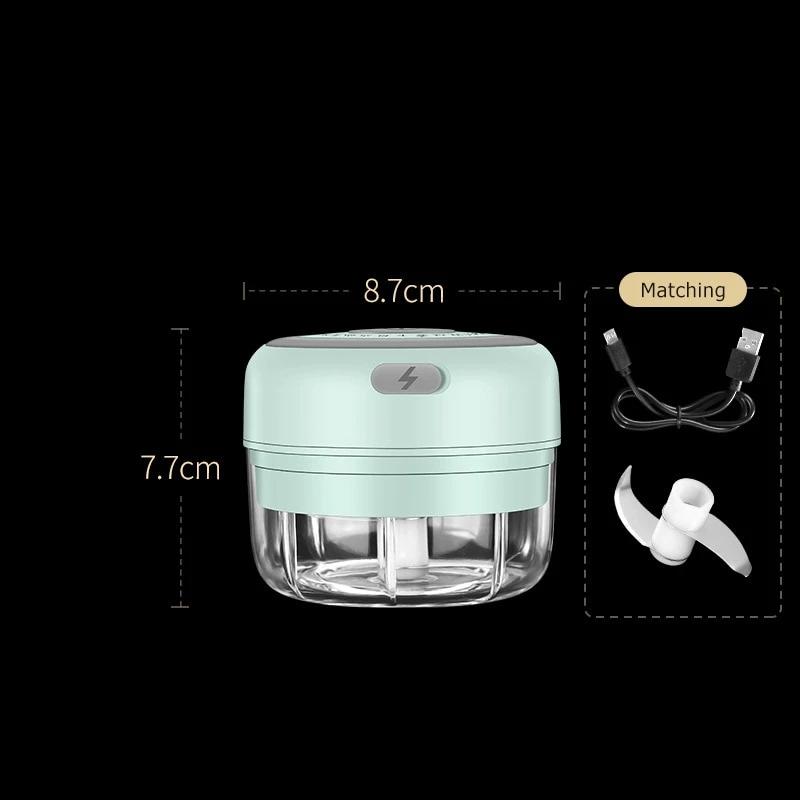 Elektrischer Zerkleinerer, mintgrün, 8.7x7.7cm, USB-Ladekabel, Küchenhelfer, kompakt.