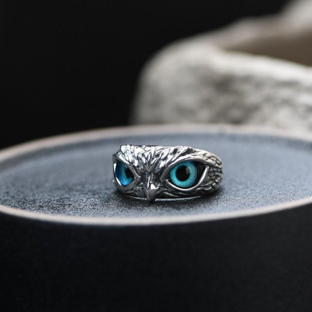 Eulenring aus Silber mit blauen Augen, Schmuck für Damen und Herren, einzigartiges Design.