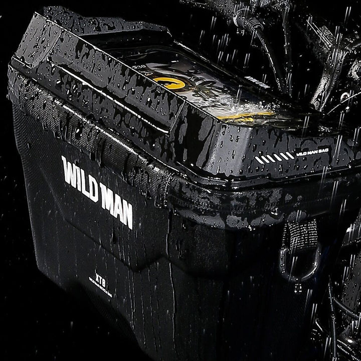 Wasserdichte Fahrradlenkertasche Wild Man, schwarz, robust, für Outdoor-Aktivitäten.
