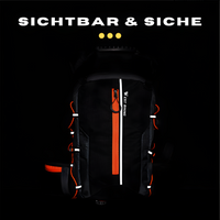 Schwarzer Fahrradrucksack mit reflektierenden Streifen, orange Akzenten, sicher und sichtbar.