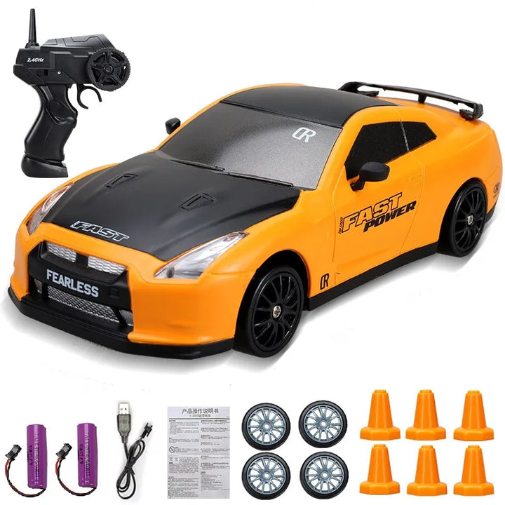 Ferngesteuertes Auto, orange-schwarz, mit Fernbedienung, Zubehör, Spielzeug, Kinder, Geschenk.