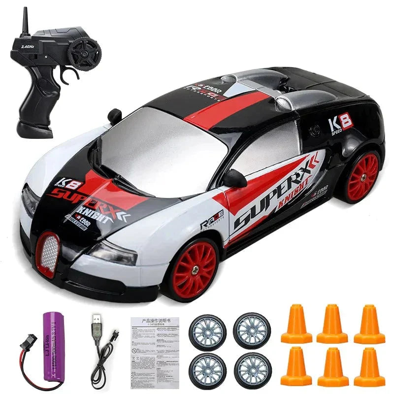 Ferngesteuertes Auto Set, schwarz-rot, mit Fernbedienung, Zubehör und Ladegerät, Spielzeugauto.