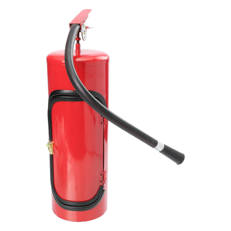 Roter Feuerlöscher mit schwarzem Schlauch, Metallgehäuse, Brandschutzgerät, Sicherheitsausrüstung.