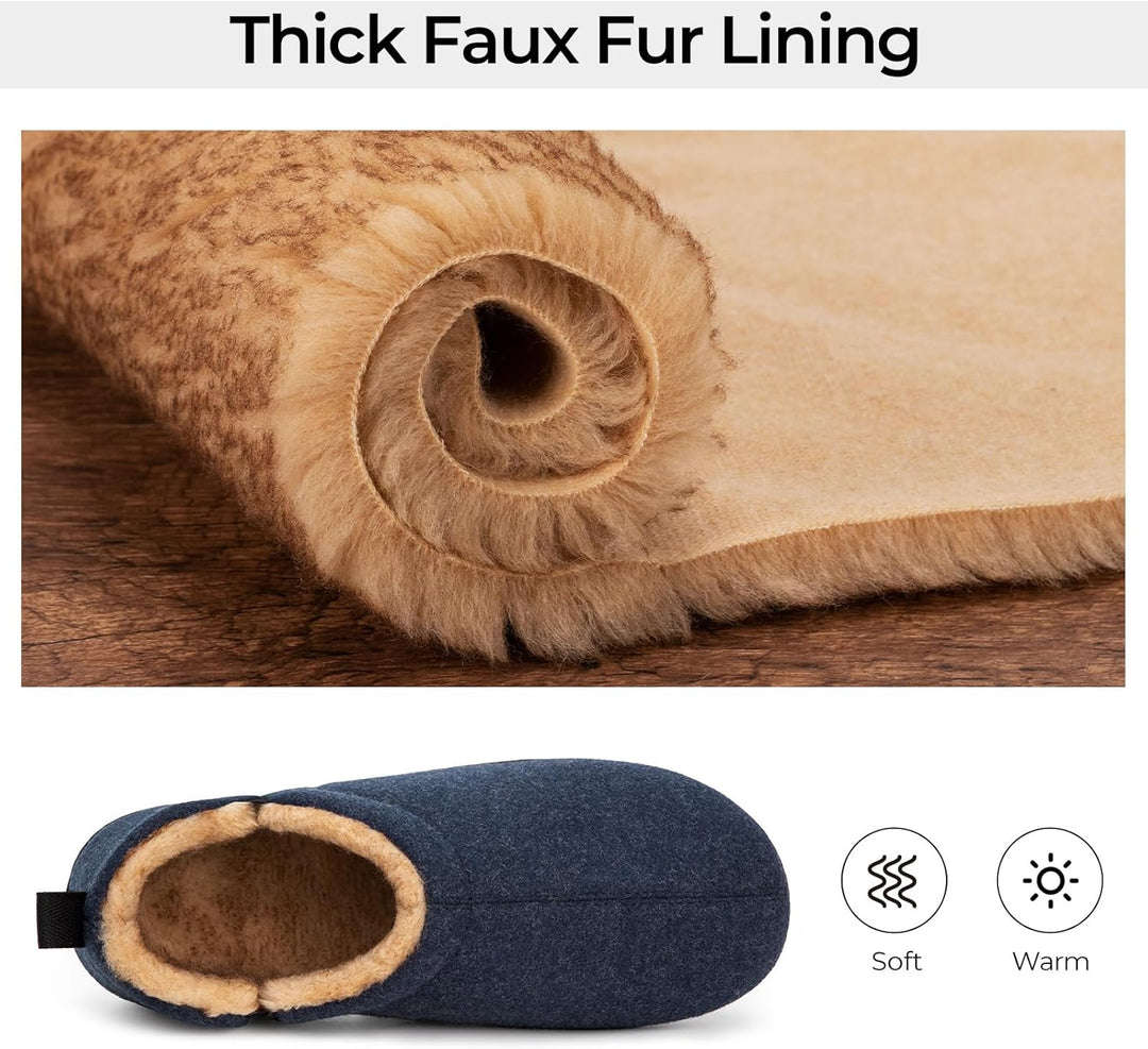 Dunkelblaue Hausschuhe mit dicker Kunstfellfütterung, warm und weich, ideal für den Winter.