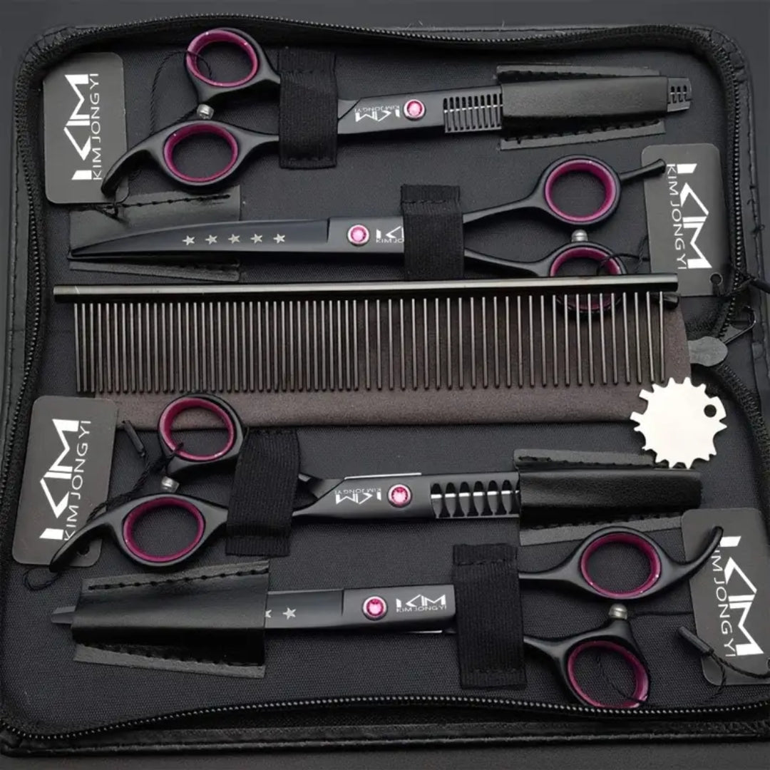 Friseurscheren-Set in schwarzer Tasche, Haarschneidewerkzeug, Kamm, Friseurbedarf.