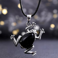 Silberner Frosch-Anhänger mit schwarzem Stein, Halskette, Schmuck, modisch, elegant.