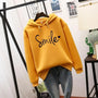 Gelber Hoodie mit "Smile"-Aufdruck, Kapuze, Kordelzug, lässig, Damenmode, Herbstkleidung.