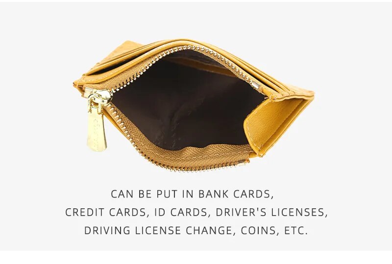 Gelber gesteppter Mini-Kartenhalter aus Leder mit Reißverschluss für Kreditkarten und Ausweise.