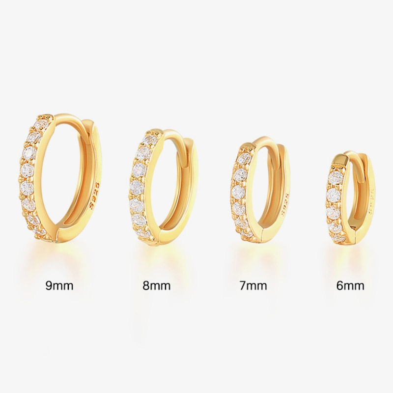 Goldene Creolen mit Zirkonia, 6-9mm, eleganter Schmuck, Damen Ohrringe, glänzend, modisch.