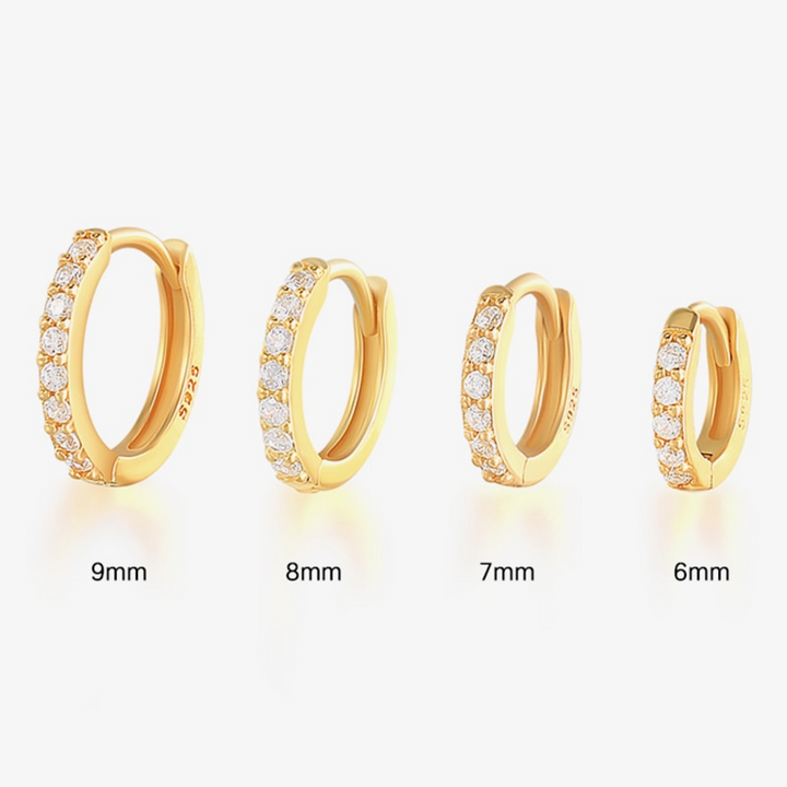 Goldene Creolen mit Zirkonia, 6-9mm, eleganter Schmuck, Damen Ohrringe, glänzend, modisch.