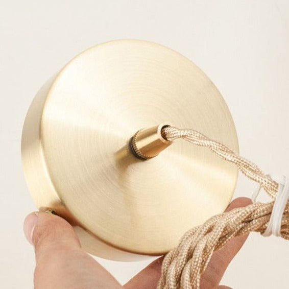 Goldene Deckenrosette mit Textilkabel, moderne Beleuchtung, Metall, rund, für Pendelleuchten.