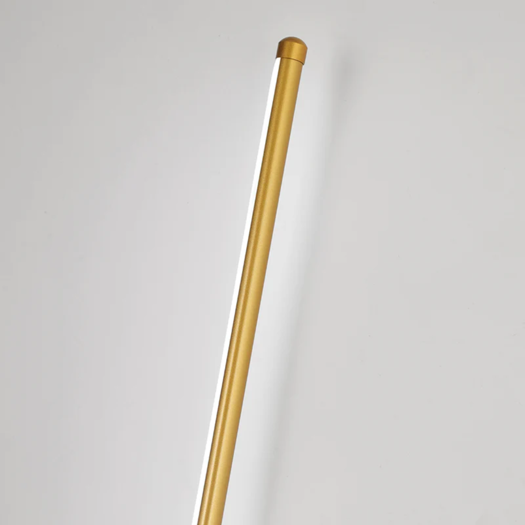 Goldene LED-Stehlampe, modernes Design, energiesparend, minimalistisch, für Wohnzimmerbeleuchtung.