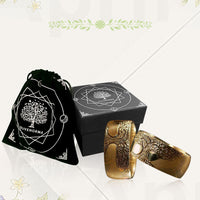 Goldener Armreif mit Gravur, Geschenkbox und Samtbeutel, Schmuck, elegantes Design, Olivenorma.