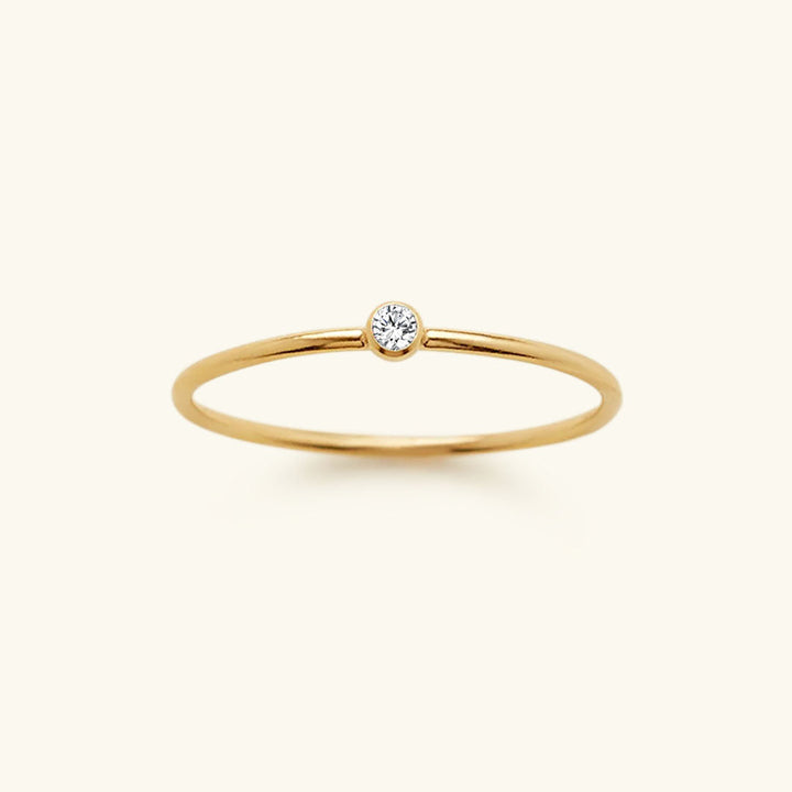 Goldener Ring mit Diamant, minimalistisches Design, eleganter Schmuck, Verlobungsring, Damen.