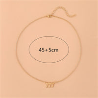 Goldene Halskette mit Buchstabenanhänger, 45+5 cm, elegantes Schmuckdesign, Damenaccessoire.