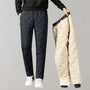Schwarze Herren-Winterhose mit Fleece-Futter, warm, bequem, modisch, ideal für kaltes Wetter.