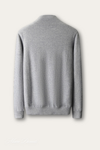 Grauer Herrenpullover aus Kaschmir, Rückansicht, weiches Material, elegantes Design.