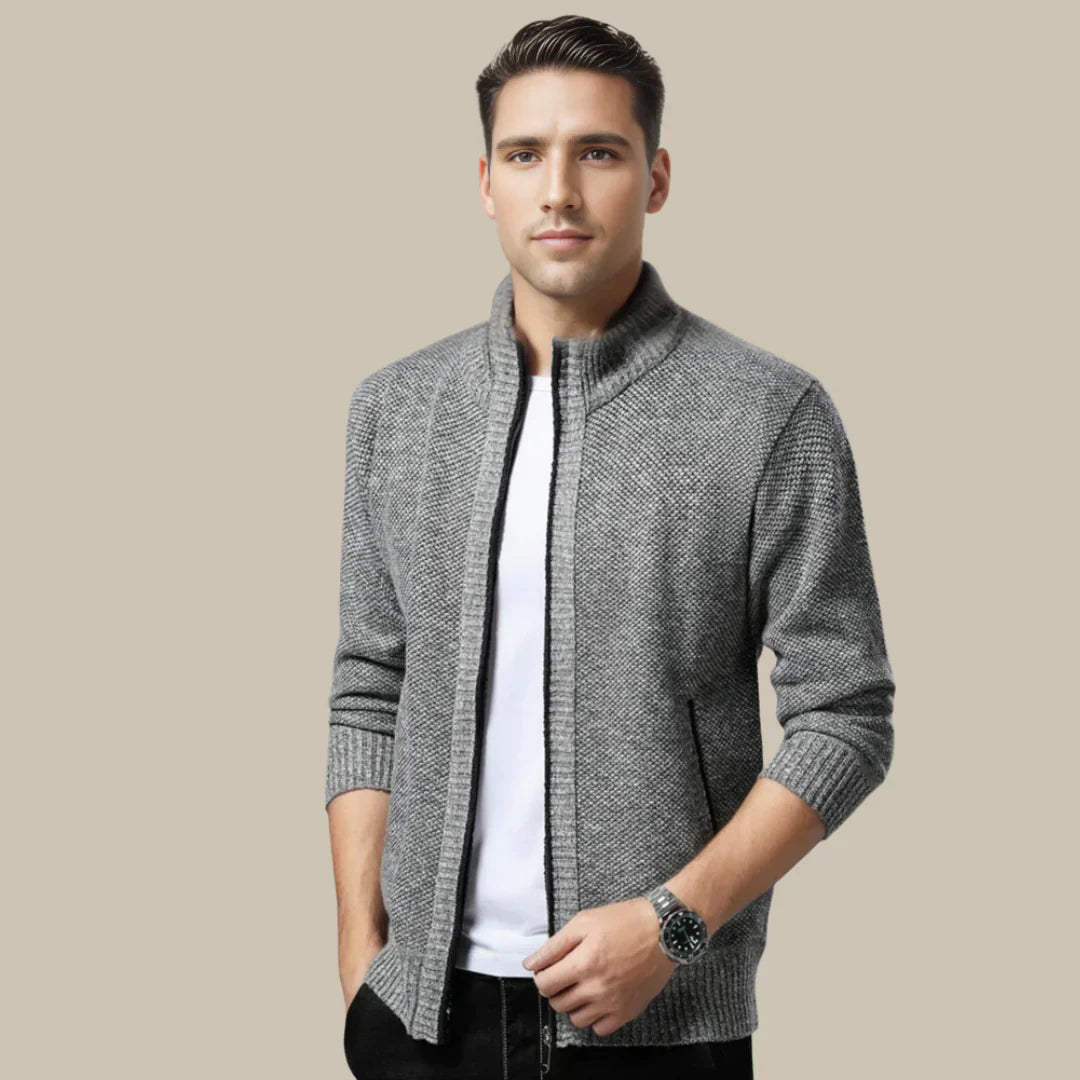 Grauer Herren-Strickjacke mit Reißverschluss, modisch, bequem, ideal für Herbst und Winter.