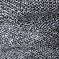 Graues Strickgewebe, Nahaufnahme, Textur, weiches Material, modisch, hochwertig, Detailansicht.