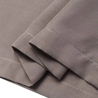 Graues Baumwollhemd, Nahaufnahme, hochwertige Nähte, modisch, langlebig, Herrenbekleidung.