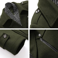 Grüner Wollmantel mit Knöpfen und Reißverschluss, geometrisches Innenfutter, Herrenmode.