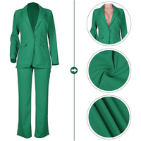 Grüner Damenanzug aus Satin, zweiteilig, elegant, für Büro und Business, mit Blazer und Hose.