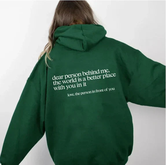 Grüner Hoodie mit Rückenaufdruck, lässige Damenmode, Baumwolle, Oversize, Streetwear-Trend.