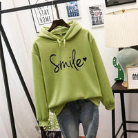 Grüner Hoodie mit "Smile"-Aufdruck, Kapuze, Kordelzug, lange Ärmel, lässiger Stil.