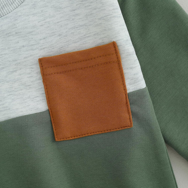 Grünes Kinder-T-Shirt mit brauner Brusttasche, Baumwolle, lässig, bequem, modisch.