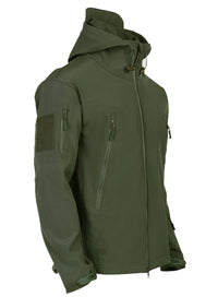 Grüne taktische Softshell-Jacke mit Kapuze, Reißverschlusstaschen, Outdoor-Bekleidung.