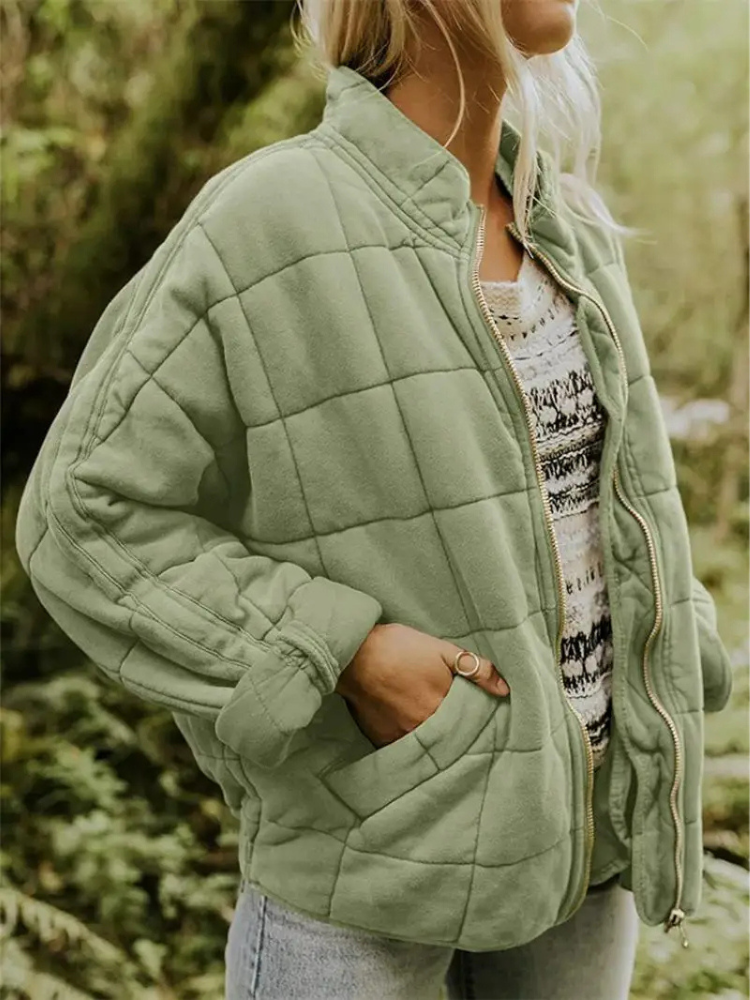 Damen Übergangsjacke oversized, grün, gesteppt, Reißverschluss, modisch, bequem.