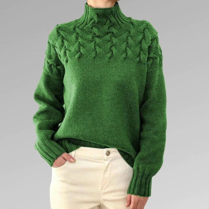Grüner Strickpullover Damen, Zopfmuster, hoher Kragen, Wintermode, gemütlich, warm.